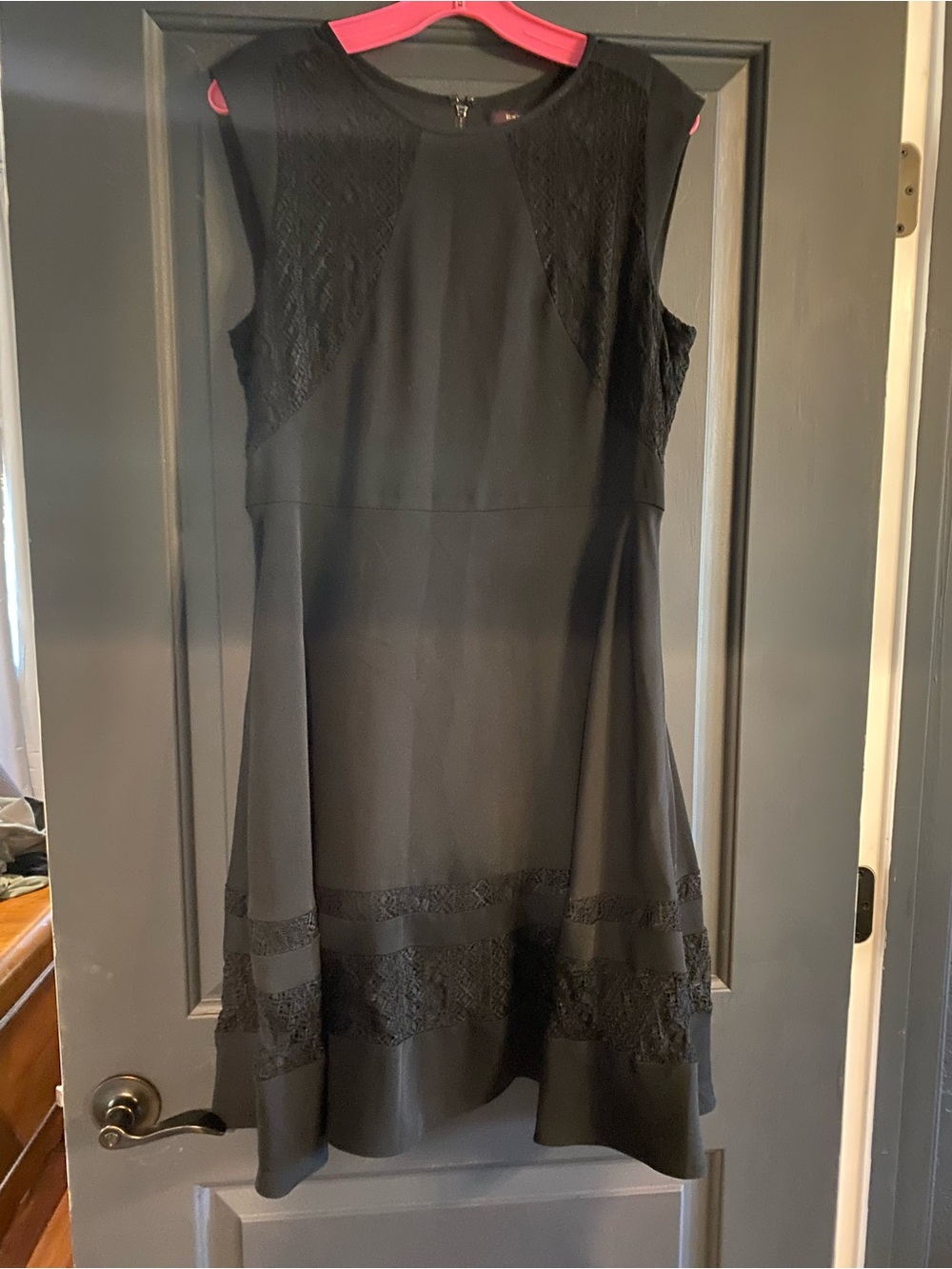 Rachel Roy Black Sleeveless Lace-Trim Dress